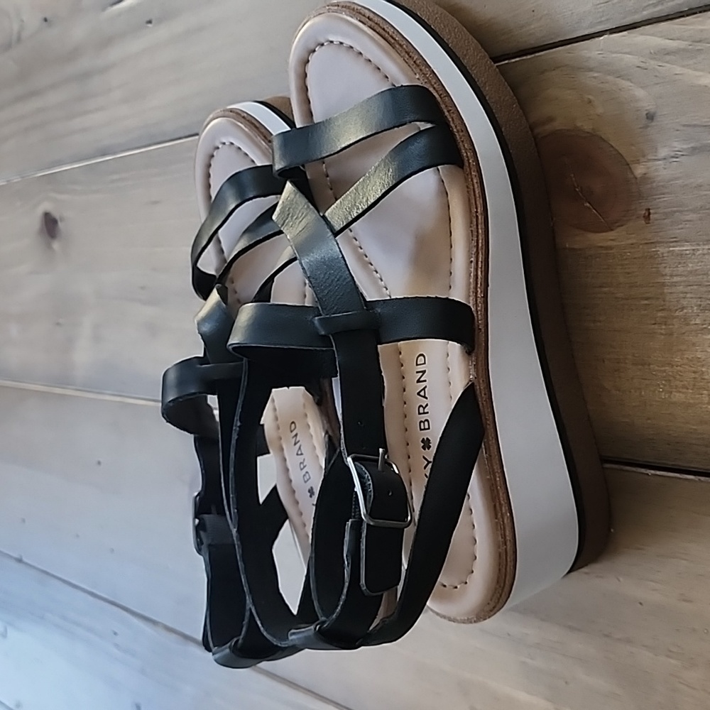 Lucky Brand Black Leather Strappy Sandal size 6 - Picture 3 of 14
